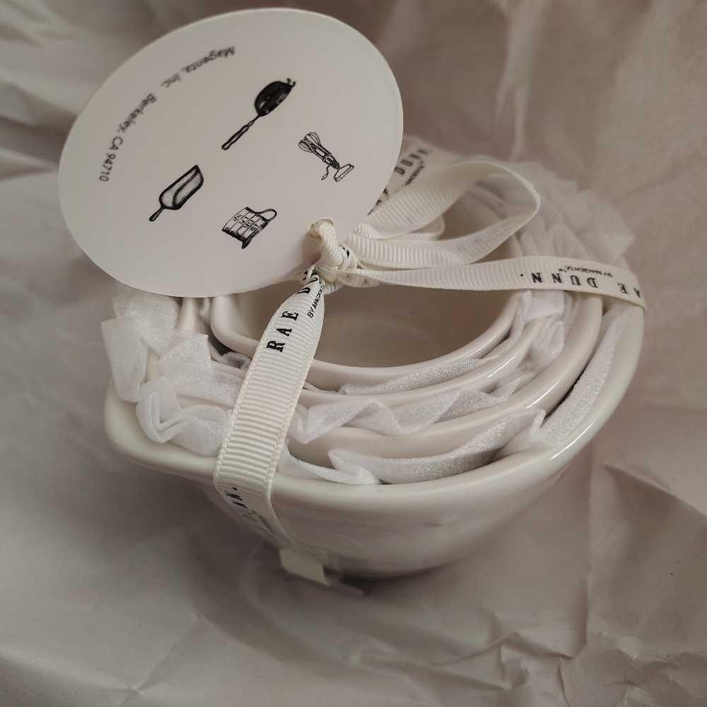 RAE DUNN Icon Measurements Cups - Picture 3 of 7